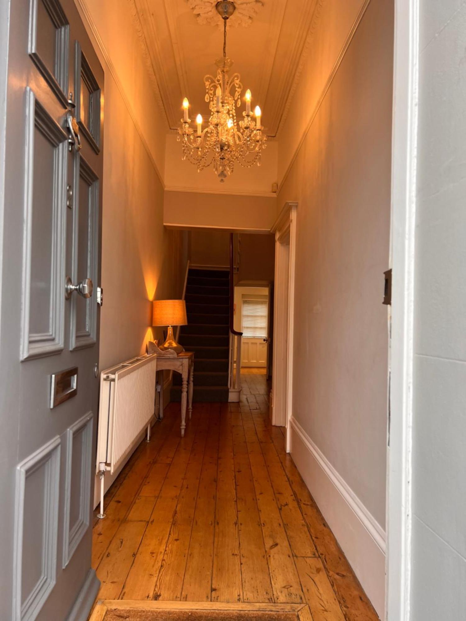 Сasa de vacaciones No2 Clarence Grade Ii Regency Townhouse Short Walk To Racecourse And Town Centre Cheltenham